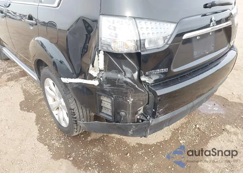 2013 Mitsubishi Outlander Gt z USA, uszkodzony, nr VIN JA4JS4AX9DU008057